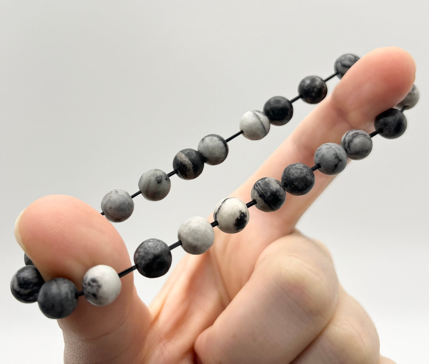 Black Network Smooth Gemstone Bracelet 8mm